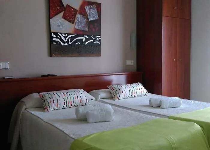 Termes シッチェス